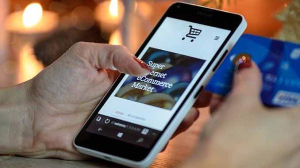 Anh: Cửa hàng truyền thống ‘lụi bại’ vì shopping online - 0