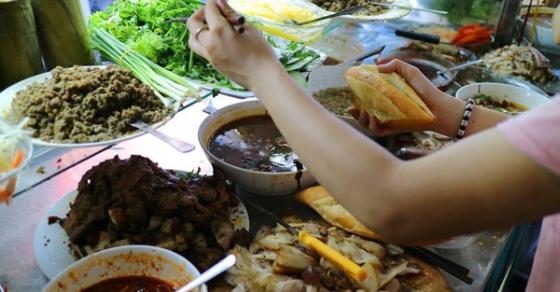 132 4 Viet Nam Trong Toi Den Hoi An Thuong Thuc Banh Mi Phuong Mon Banh Mi Ngon Nhat The Gioi