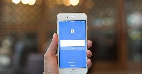 Làm cách nào để biết tài khoản Facebook của bạn bị hack?