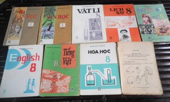 132 2 Viet Kieu Nho Hoai Tuoi Tho Dep Nhua Dinh Cao Ao Va Tam Chin Chuc Mau