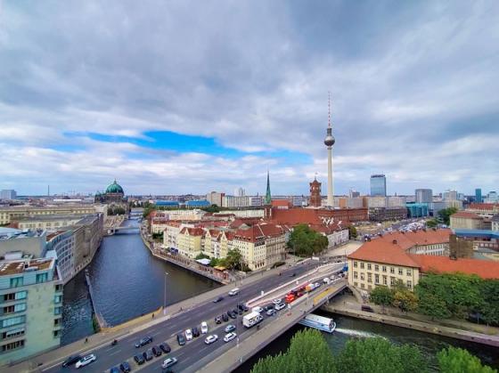 132 8 24 Gio Trai Nghiem Du Lich Dang Nho Tai Thu Do Berlin Duc