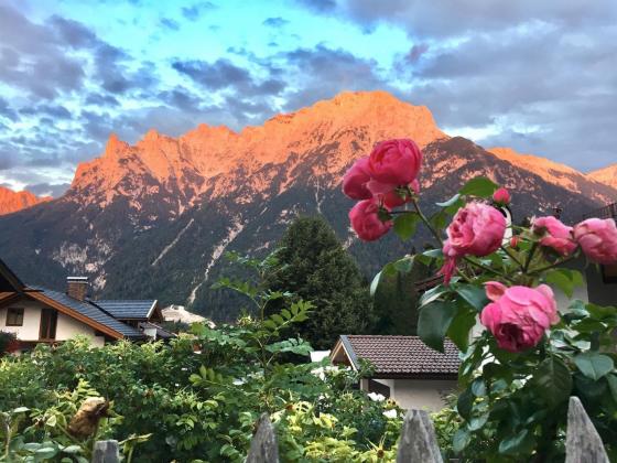 132 3 Alpenwelt Karwendel Thung Lung Bi Mat Cua Nuoc Duc