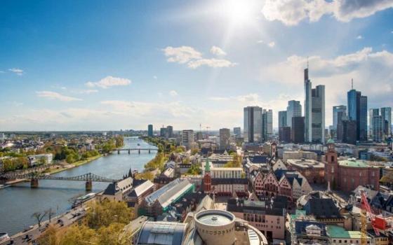 Những trải nghiệm tuyệt vời khi du lịch Frankfurt – thành phố lớn nhất của Đức