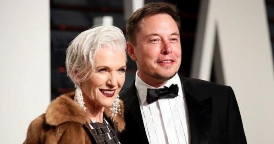 Mẹ của Elon Musk nói về việc nuôi dạy 3 con thành công: ‘Tôi không coi chúng như trẻ con, không la mắng chúng’