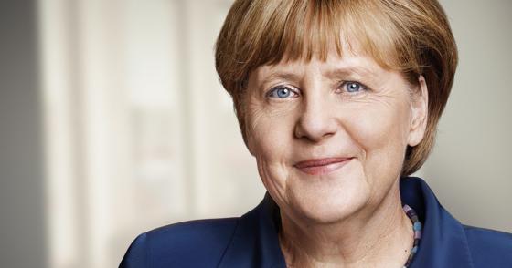 Angela Merkel – từ “cô gái nhỏ” đến “bà mẹ quốc dân”