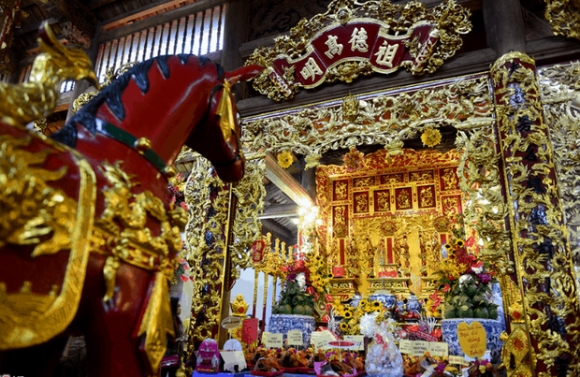 3 Nha Tho Hon 100 Ty Cua Hoai Linh Hang Nam To Chuc Le Gio To San Khau Quy Tu Hang Tram Nghe Si Con Nuoi Dong Thuc Vat Quy Hiem Voi Gia Tri Khung