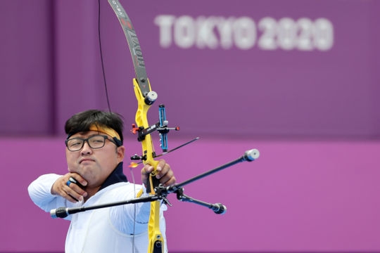 Bắn 10 điểm không trượt phát nào, cung thủ Hàn Quốc gây ‘sốt’ ở Olympic Tokyo