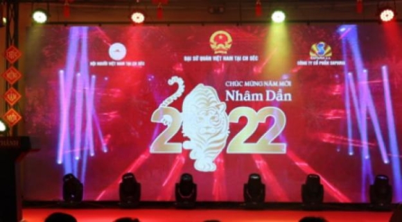 Ấm áp “Xuân quê hương 2022” dành cho cộng đồng người Việt tại Séc