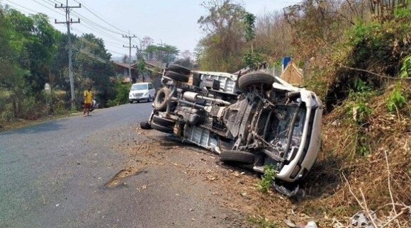 Lào: Tai nạn giao thông nghiêm trọng, 1 người Việt thiệt mạng