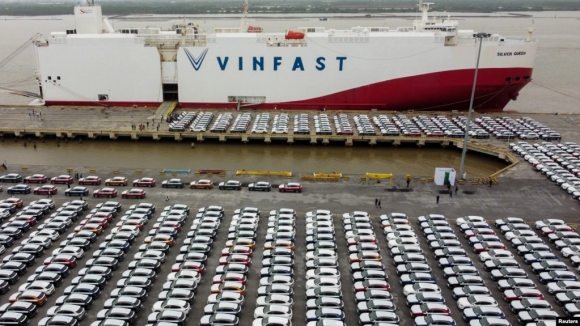 VinFast hoãn giao xe VF 8 tại Mỹ đến cuối tháng 2