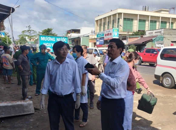 3 Container Lao Vao Nha Dan Khien It Nhat 3 Nguoi Chet