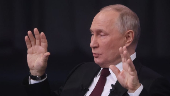 Reuters: Putin sẵn sàng đóng băng chiến tranh, có thể từ bỏ kế hoạch chiếm hoàn toàn 4 vùng của Ukraine