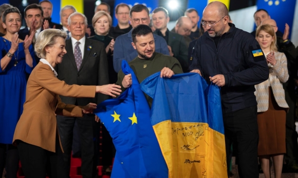 EU nói với Mỹ: Sẽ không bỏ rơi Ukraine