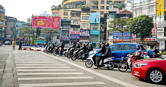 'Phạt thật nặng mới ngăn được nạn vi phạm giao thông'