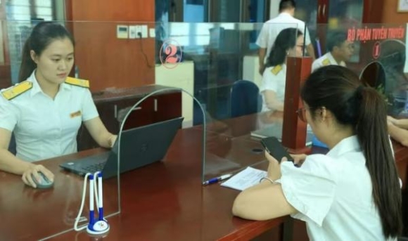 Từ hôm nay, thu nhập bao nhiêu không phải đóng thuế?